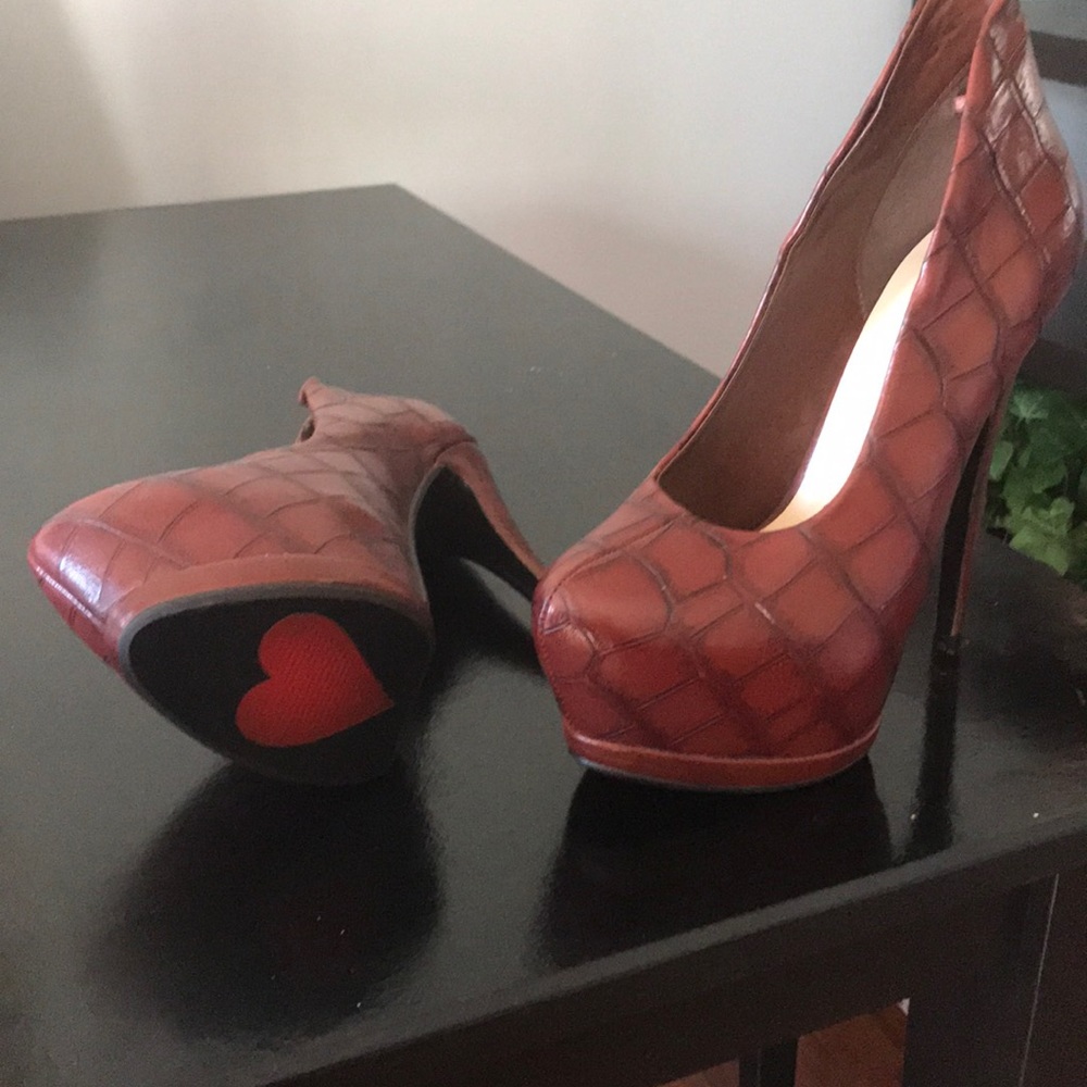 Luichiny Heels - image 1